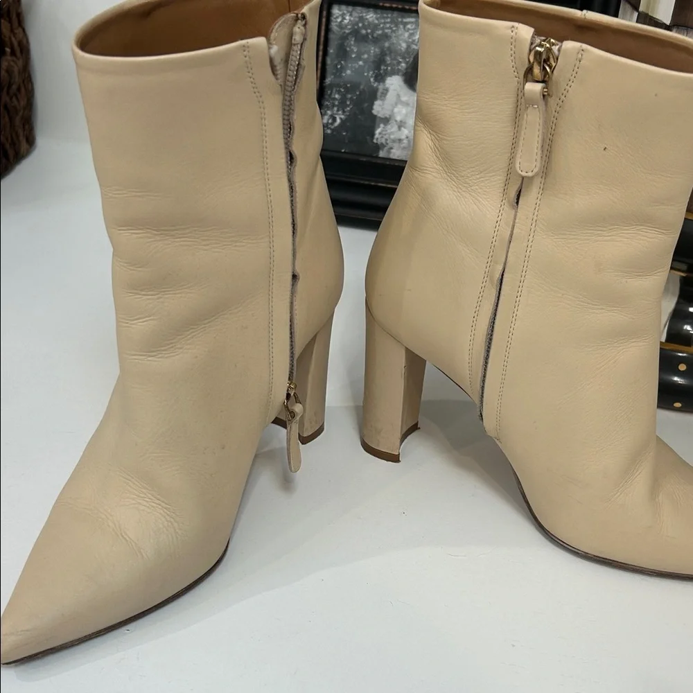 Tory Burch Cream Heeled Boots - Picture 6 of 6